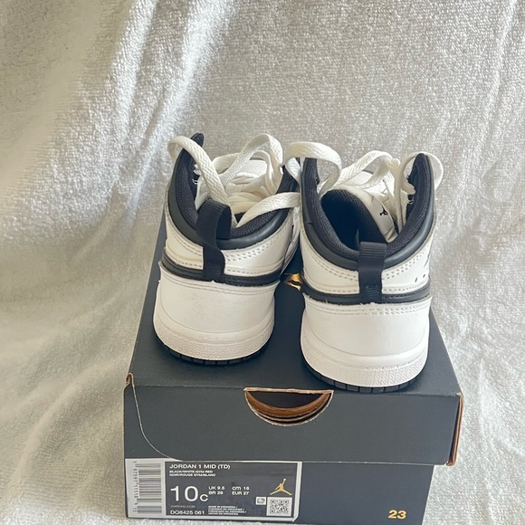 Jordan Kids White and Black Sneakers - Picture 2 of 4